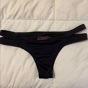 Cheeky bikini bottom